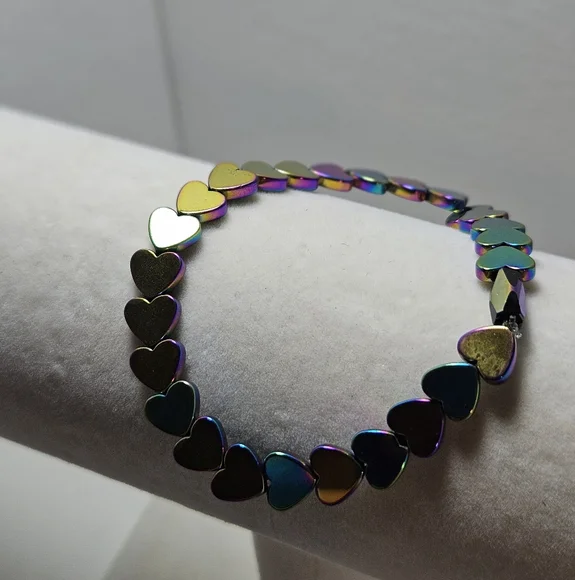 Heart-Shaped Hematite Beaded Stretch Bracelet HANDMADE NWOT - Picture 1 of 7